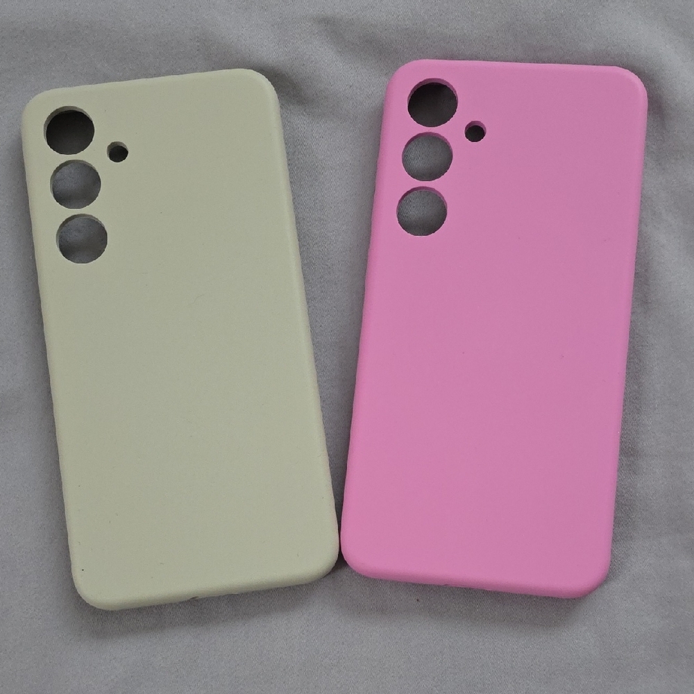 Preowned Samsung S24+ (S24Plus) Pink and Cream Phone Case Set